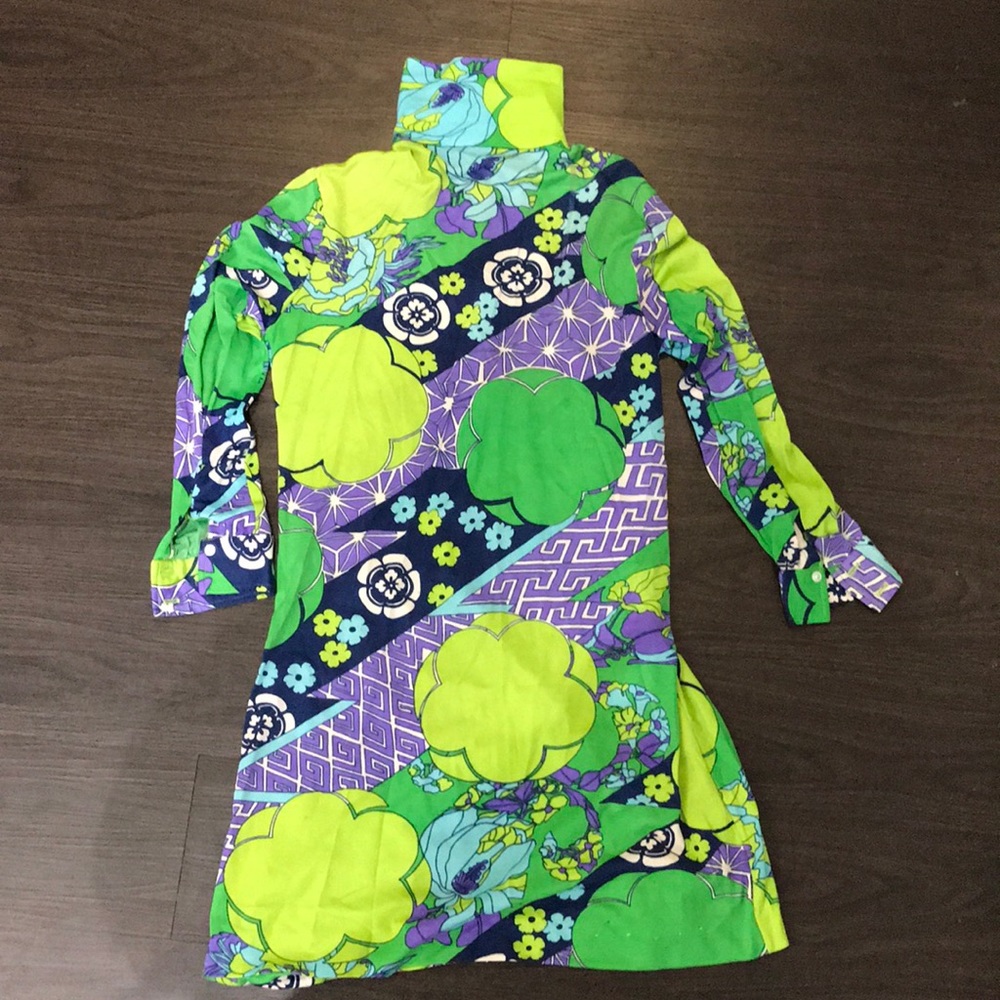 Unreal 60s shirt dress